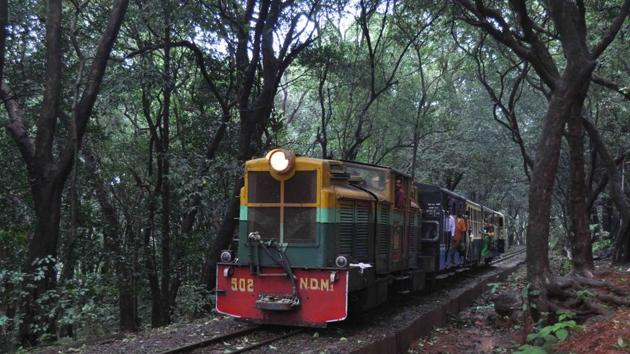 Services of several other trains, including August Kranti Express and some passenger trains, remained disturbed for two-and-a-half hours, officials say. (HT File Photo) Services of several other trains, including August Kranti Express and some passenger trains, remained disturbed for two-and-a-half hours, officials say. (HT File Photo)