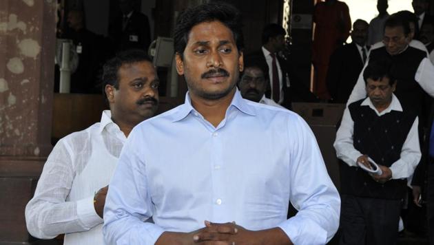 YS Jaganmohan Reddy’s scheduled event involves embarking on a non-stop padayatra for six months, covering a distance of 3,000 km through 120 assembly constituencies. (Sonu Mehta/ HT File) YS Jaganmohan Reddy’s scheduled event involves embarking on a non-stop padayatra for six months, covering a distance of 3,000 km through 120 assembly constituencies. (Sonu Mehta/ HT File)
