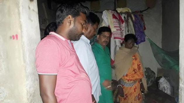 People visit the house of Rooplal Marandi who died in Bhagwanpur village in Deoghar district of Jharkhand. (HT Photo) People visit the house of Rooplal Marandi who died in Bhagwanpur village in Deoghar district of Jharkhand. (HT Photo)