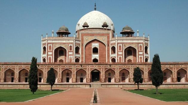 The Uttar Pradesh Shia Central Waqf Board has proposed demolition of the tomb of Mughal emperor Humayun to make space for burial of Muslims.(File Photo)