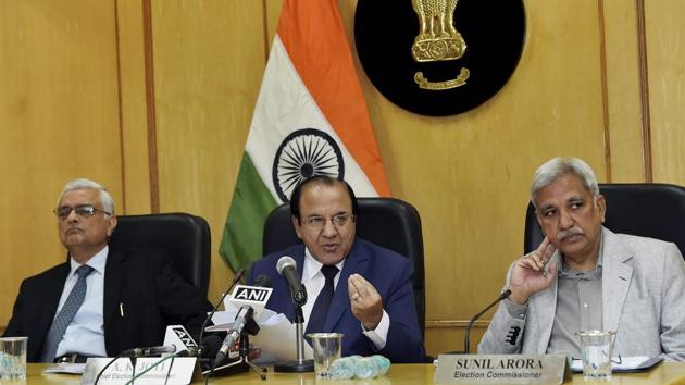 Members of the election commission announce the date for the Himachal polls on October 12.(PTI file) Members of the election commission announce the date for the Himachal polls on October 12.(PTI file)
