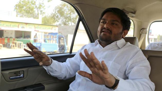 Patidar Anamat Andolan Samiti leader Hardik Patel is accused of ransacking the office of a BJP MLA. (HT file photo)