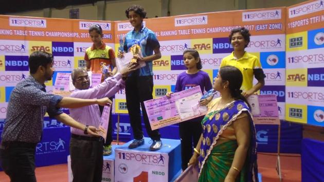 Pritha is a well-known name in the Pune district and state ranking tournaments for her consistence performance. She has been winning district ranking tournaments for the past several years and now has displayed her supremacy at the state-level too by helping Pune win gold medals.(HT PHOTO)