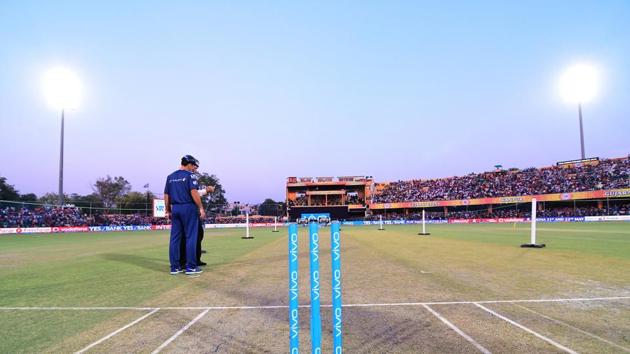 After Pune curator Pandurang Salgaonkar’s suspension following a TV sting, focus has shifted to the Green Park in Kanpur (file pic), the venue for Sunday’s third and final ODI between Indian cricket team and New Zealand cricket team. Pitch curators and ground staff are under strict vigil, and almost under detention by officials concerned.(BCCI)