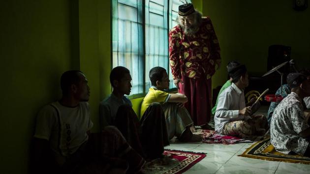 Recovering drug addicts learn Islamic music known as ‘rebana’ at the Nurul Ichsan Al Islami traditional rehabilitation centre in Purbalingga. (Ulet Ifansasti / Getty Images) Recovering drug addicts learn Islamic music known as ‘rebana’ at the Nurul Ichsan Al Islami traditional rehabilitation centre in Purbalingga. (Ulet Ifansasti / Getty Images)