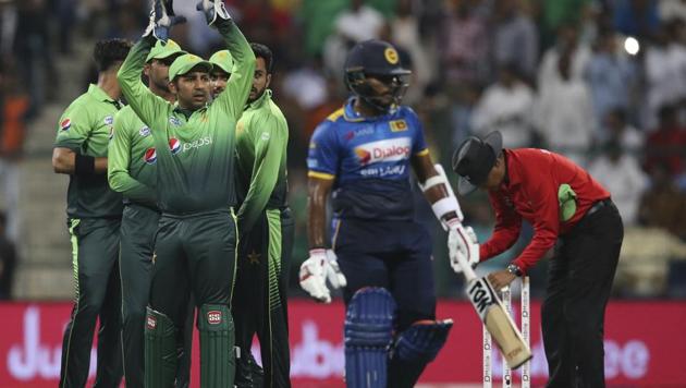 Pakistan beat Sri Lanka by 2 wickets in the 2nd T20I to clinch the 3-game series 2-0 in Abu Dhabi on Friday. Get full cricket score of Pakistan vs Sri Lanka 2nd T20 here.(AP)