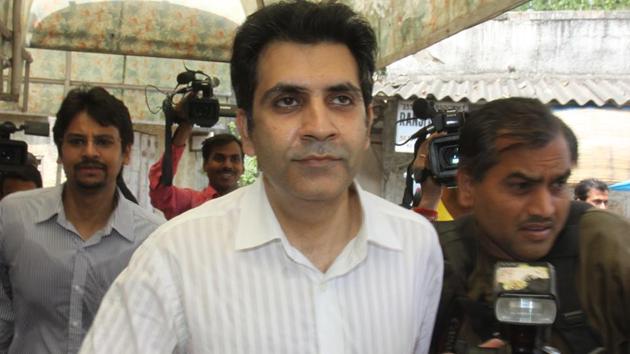 The Supreme Court directed the Tihar Jail authorities to provide him video conferencing facilities to interact with people outside to raise the amount. (Sonu Mehta/HT File Photo)