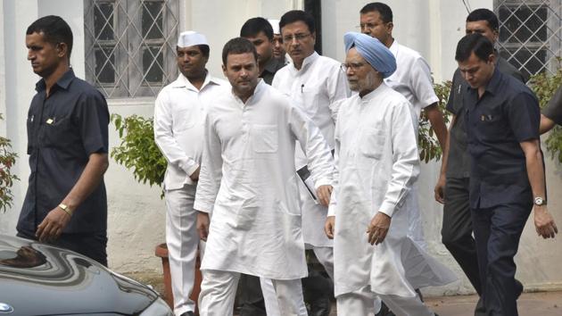 Congress vice president Rahul Gandhi with former prime minister Manmohan Singh, Randeep Surjewala and other leaders leaves after a meeting regarding the party’s November 8 protest against demonetisation, at AICC headquarters in New Delhi on Monday(Arvind Yadav / HT PHOTO) Congress vice president Rahul Gandhi with former prime minister Manmohan Singh, Randeep Surjewala and other leaders leaves after a meeting regarding the party’s November 8 protest against demonetisation, at AICC headquarters in New Delhi on Monday(Arvind Yadav / HT PHOTO)