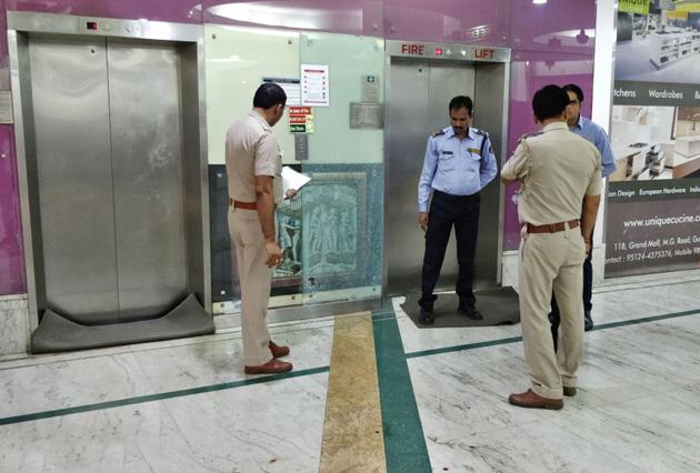 A group of around 15 persons had attacked the owner of S bar and its employees on Sunday around 11.15pm in which two men had suffered gunshot wounds. (HT FILE PHOTO) A group of around 15 persons had attacked the owner of S bar and its employees on Sunday around 11.15pm in which two men had suffered gunshot wounds. (HT FILE PHOTO)