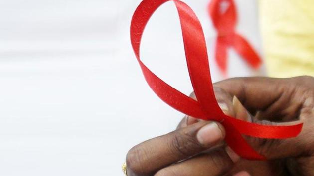 Free counselling, testing and treatment has helped India lower new infections to 80,000 a year, which have stabilised HIV numbers at 2.1 million, shows UNAIDS Report 2016, yet ignorance around this once feared infection persists.(HT File)