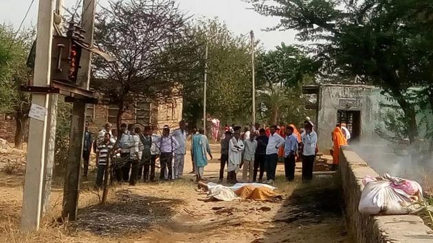 Bodies of those who died in the transformer blast in Shahpura near Jaipur on Friday. (HT Photo)