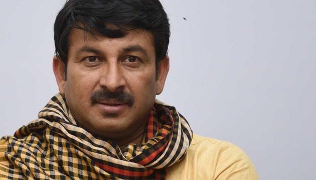 Delhi BJP president Manoj Tiwari has reported to the Delhi Police that his mobile phone, an iPhone 7 Plus, has been missing since he went to the rally on Sunday. (Ravi Choudhary/HT FILE) Delhi BJP president Manoj Tiwari has reported to the Delhi Police that his mobile phone, an iPhone 7 Plus, has been missing since he went to the rally on Sunday. (Ravi Choudhary/HT FILE)
