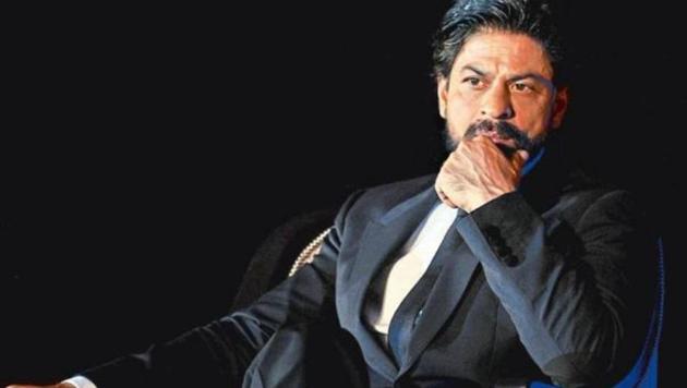 Shah Rukh Khan aces his style game as he returns to Mumbai after