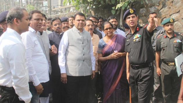 BJP’s city unit chief Ashish Shelar, Union railway minister Piyush Goyal, defence minister Nirmala Sitharaman and chief minister Devendra Fadnavis at Elphinstone Road station on Tuesday. (Bhushan Koyande/HT) BJP’s city unit chief Ashish Shelar, Union railway minister Piyush Goyal, defence minister Nirmala Sitharaman and chief minister Devendra Fadnavis at Elphinstone Road station on Tuesday. (Bhushan Koyande/HT)