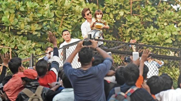 Shah Rukh Khan’s youngest son, AbRam, also waves to his father’s fans. (Satyabrata Tripathy/HT Photo)