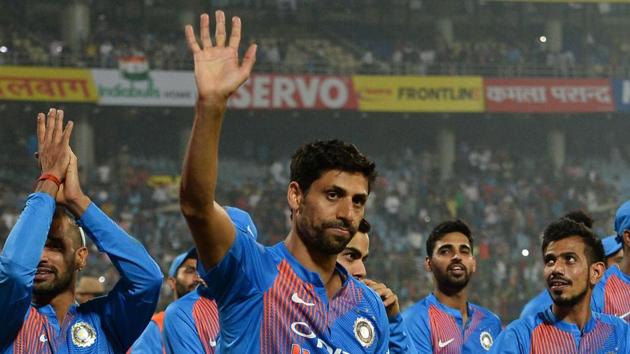 Nehra had a victory lap around the Kotla after the end of the match against New Zealand.  (AFP) 