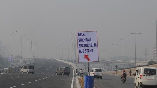 The elevated U-turn at Iffco Chowk was opened on Wednesday. (Parveen Kumar/HT Photo) The elevated U-turn at Iffco Chowk was opened on Wednesday. (Parveen Kumar/HT Photo)