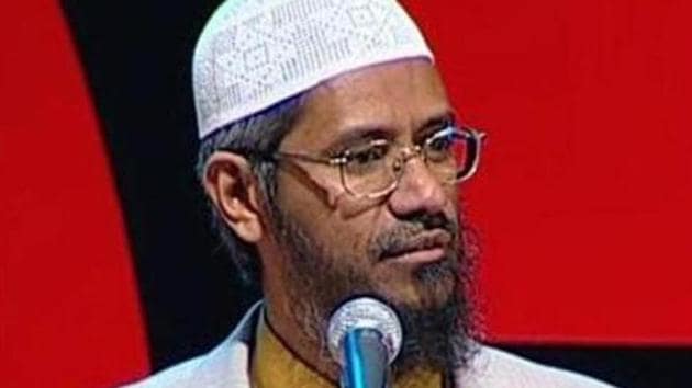 ZAKIR NAIK, Televanelist/speech 12PUBNOV2008 HTNEWS HTPHOTO (HT File Photo) ZAKIR NAIK, Televanelist/speech 12PUBNOV2008 HTNEWS HTPHOTO (HT File Photo)