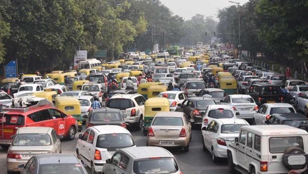 Office-goers were caught in long traffic jams in central Delhi on Friday morning after the inauguration of the event at Vigyan Bhavan.(Ravi Choudhary / HT Photo)