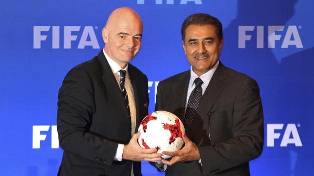 FIFA President Gianni Infantino, left, with All India Football Federation (AIFF) President Praful Patel at a FIFA U-17 World Cup event.(AP)