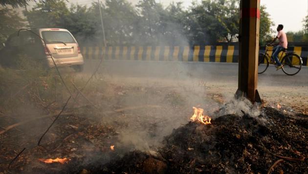 Five teams comprising officials of UPPCB and Greater Noida authority will survey Greater Noida to identify industries and builders who are not adhering to norms. Ten such will conduct a similar survey in Noida. (Virendra Singh Gosain/HT FILE PHOTO) Five teams comprising officials of UPPCB and Greater Noida authority will survey Greater Noida to identify industries and builders who are not adhering to norms. Ten such will conduct a similar survey in Noida. (Virendra Singh Gosain/HT FILE PHOTO)