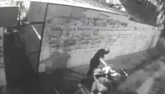 The theft was captured in a CCTV camera installed at the gate of the AAP office at Rouse Avenue on Deen Dayal Upadhyay Marg in central Delhi. The theft was captured in a CCTV camera installed at the gate of the AAP office at Rouse Avenue on Deen Dayal Upadhyay Marg in central Delhi.