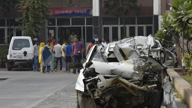Remains of the car at the Dwarka Sector 23 police station on Sunday. (Vipin Kumar/HT PHOTO) Remains of the car at the Dwarka Sector 23 police station on Sunday. (Vipin Kumar/HT PHOTO)