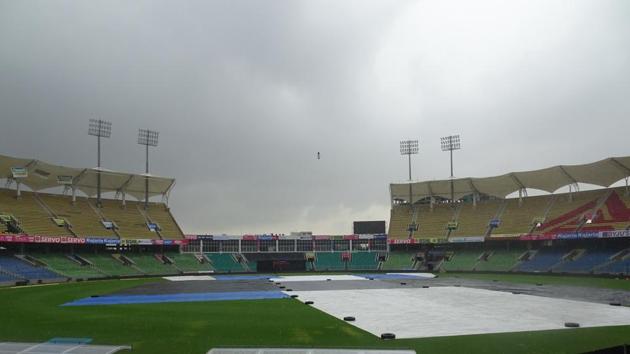 The Greenfield Stadium in Thiruvananthapuram will host the deciding India vs New Zealand Twenty20 on Tuesday but rain threat looms for this match.(HT Photo)