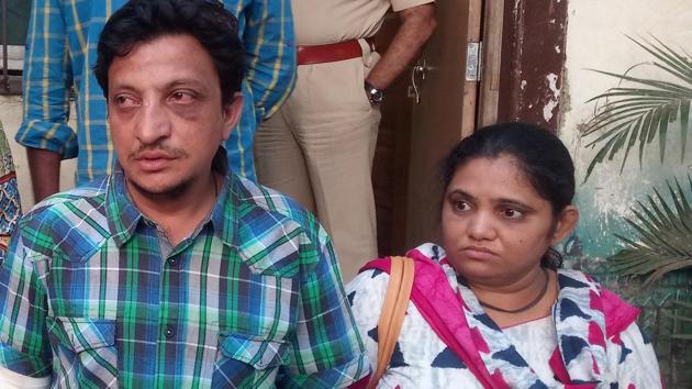 Bhavin Shah and his wife Hetal. (HT) Bhavin Shah and his wife Hetal. (HT)