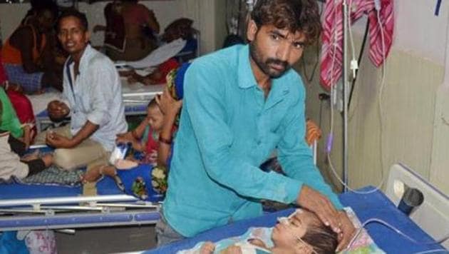 An inside view of a ward at the BRD Hospital in Gorakhpur.(PTI FILE) An inside view of a ward at the BRD Hospital in Gorakhpur.(PTI FILE)