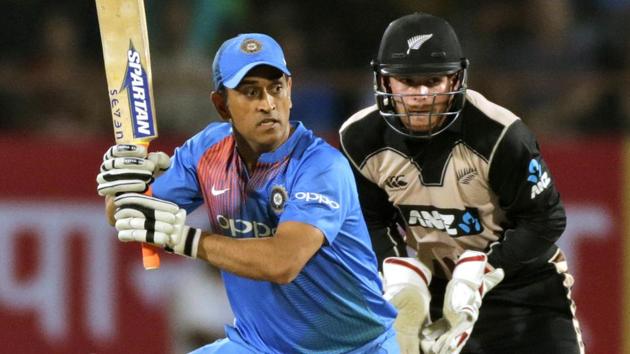 MS Dhoni played 10 dot balls during the India vs New Zealand T20 in Rajkot that the hosts lost.(AP)