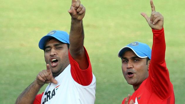 MS Dhoni should be made to understand his role in Indian cricket team, according to Virender Sehwag.(Hindustan Times)