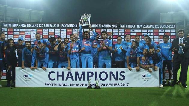 Indian cricket team players celebrates after their win over New Zealand in the 3rd T20 in Thiruvananthapuram.(BCCI)