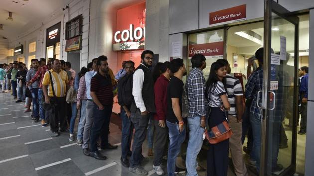 Despite initial claims of high deposits, the dividend from the RBI to the government was lower because of demonetisation. (Sanjeev Verma/ HT Photo) Despite initial claims of high deposits, the dividend from the RBI to the government was lower because of demonetisation. (Sanjeev Verma/ HT Photo)
