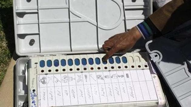 While the single-phase assembly election in Himachal Pradesh will be held on November 9, the first phase of polls in Gujarat will take place on December 9. While the single-phase assembly election in Himachal Pradesh will be held on November 9, the first phase of polls in Gujarat will take place on December 9.