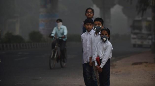 Primary sections of schools were closed by the Delhi government on Wednesday.(BURHAAN KINU / HT PHOTO)