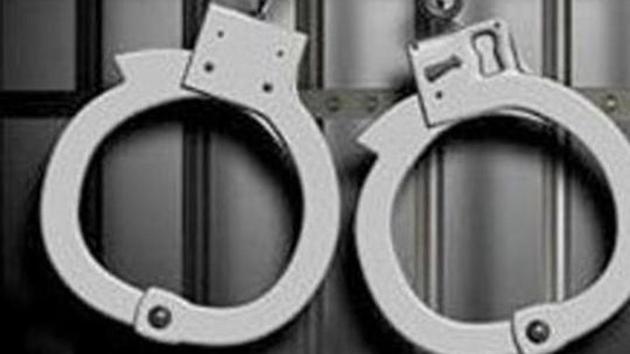 Carrying a reward of ₹ 60,000 for his arrest , the accused Shahrukh Pathan was wanted for killing Haridwar-based blanket businessman Amit Dixit alias Goldie on March 6. (HT FILE/REPRESENTATIVE PIC) Carrying a reward of ₹ 60,000 for his arrest , the accused Shahrukh Pathan was wanted for killing Haridwar-based blanket businessman Amit Dixit alias Goldie on March 6. (HT FILE/REPRESENTATIVE PIC)