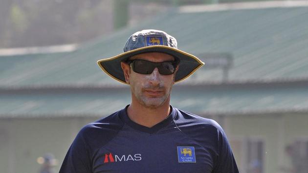 Stressing the need to focus on their strengths, Sri Lanka coach Nic Pothas has urged his players not to get enamoured by India. (AFP)