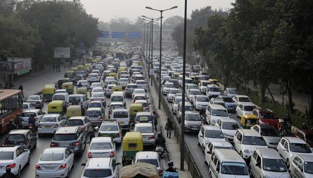 Smog-like conditions continued in Delhi on Thursday morning, with poor air quality and low visibility.(AP FILE)