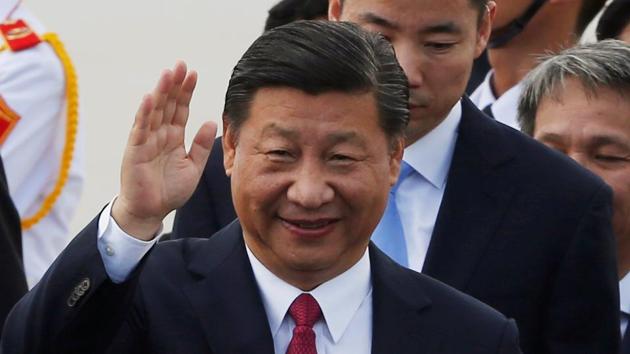 China's President Xi Jinping arrives for the APEC Summit in Danang, Vietnam November 10, 2017. (REUTERS) China's President Xi Jinping arrives for the APEC Summit in Danang, Vietnam November 10, 2017. (REUTERS)