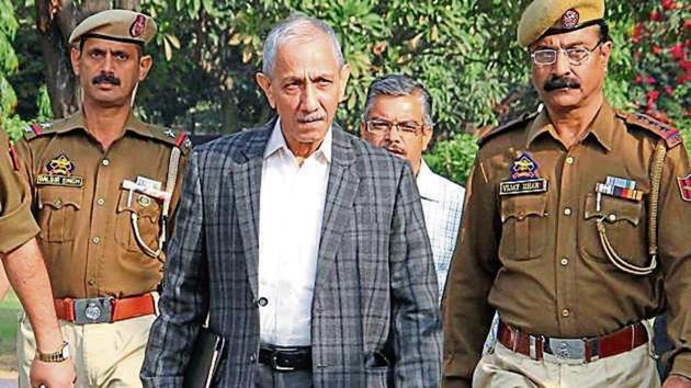 Former Intelligence Bureau chief Dineshwar Sharma (centre) was sent to Jammu and Kashmir to lead peace talks.(PTI File Photo)