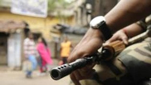 Commenting on the details of the Nigerian national, investigation officer PSI MA Muntode said,"We are struggling to find out his residence in Pimple Gurav. No one from his friend circle is co-operating with the police and hence, the pace of investigation is very slow." (HT REPRESENTATIVE PHOTO) Commenting on the details of the Nigerian national, investigation officer PSI MA Muntode said,"We are struggling to find out his residence in Pimple Gurav. No one from his friend circle is co-operating with the police and hence, the pace of investigation is very slow." (HT REPRESENTATIVE PHOTO)
