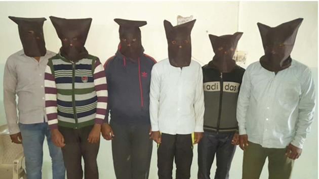 The gang of fraudsters who used to dupe women on pretext of saving them from ‘wrath of god’. (HT PHOTO) The gang of fraudsters who used to dupe women on pretext of saving them from ‘wrath of god’. (HT PHOTO)
