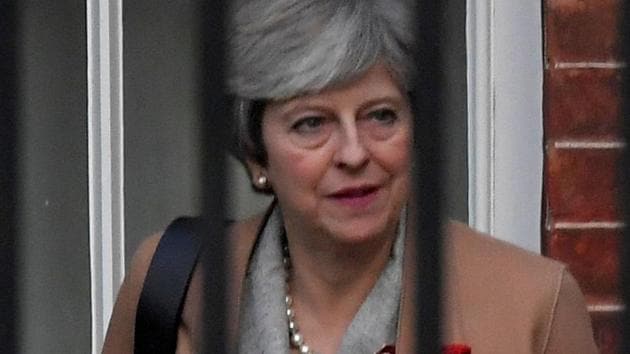 Britain's Prime Minister Theresa May leaves 10 Downing Street, London, Britain, November 9, 2017. REUTERS/Toby Melville (REUTERS) Britain's Prime Minister Theresa May leaves 10 Downing Street, London, Britain, November 9, 2017. REUTERS/Toby Melville (REUTERS)