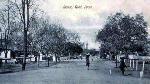 One of the picturesque street on Moledina road in Camp in the 1960s. (HT PHOTO) One of the picturesque street on Moledina road in Camp in the 1960s. (HT PHOTO)