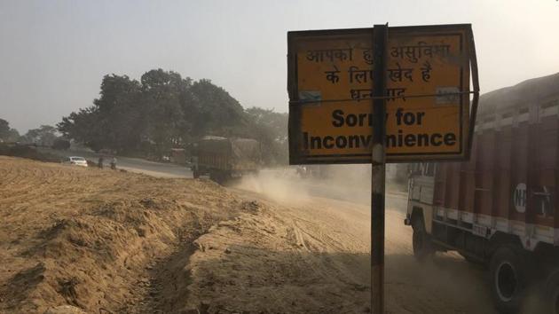Official papers accessed by Hindustan Times suggest the work was supposed to have been completed within 910 days (30 months) on August 26, 2013. In reality, ‘no actual construction started’ till August 2013. (HT Photo) Official papers accessed by Hindustan Times suggest the work was supposed to have been completed within 910 days (30 months) on August 26, 2013. In reality, ‘no actual construction started’ till August 2013. (HT Photo)