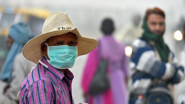 The Delhi government has declared a public health emergency, but measures to control pollution have failed.(PTI)