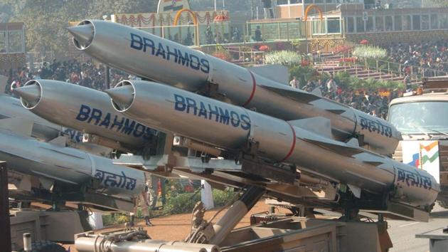 The 'Brahmos' super sonic cruise missile, displayed during the 2007 Republic Day parade. (HT Photo) The 'Brahmos' super sonic cruise missile, displayed during the 2007 Republic Day parade. (HT Photo)