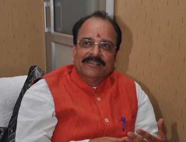The BJP state chief suspects a conspiracy against the government, saying that the ‘suspension’ information surfaced on the (Vinay Samtosh Kumar/HT) The BJP state chief suspects a conspiracy against the government, saying that the ‘suspension’ information surfaced on the (Vinay Samtosh Kumar/HT)