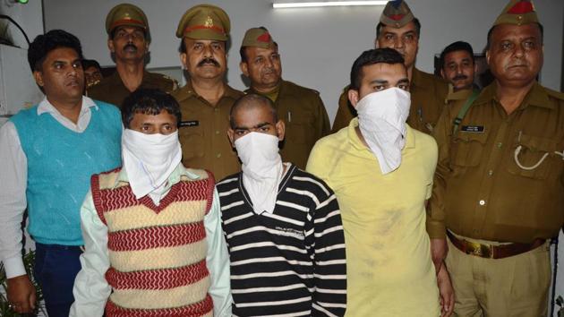 The three men were arrested following a brief encounter with the police near Govindpuram in Ghaziabad late on Wednesday night. (Umesh Joshi/HT Photo) The three men were arrested following a brief encounter with the police near Govindpuram in Ghaziabad late on Wednesday night. (Umesh Joshi/HT Photo)